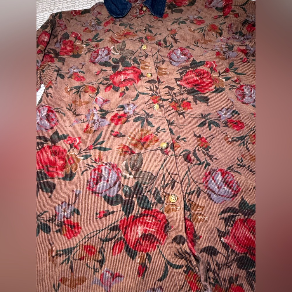 Floral Pattern Button Down with denim collar Sz M… - image 2